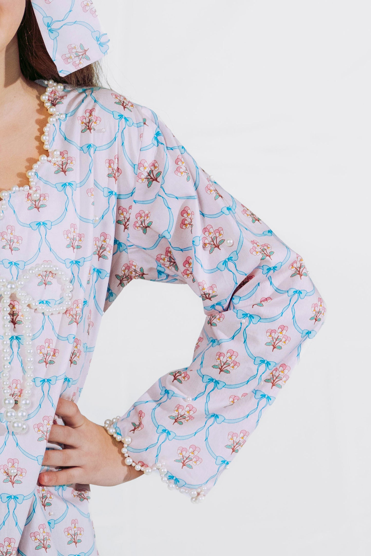 Mother of Pearl Children’s Jalabiya